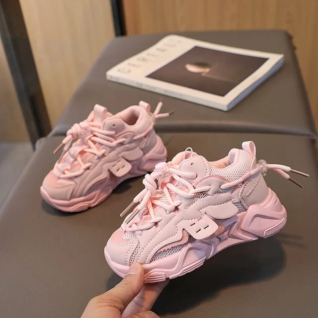 Sports shoes new fashion leather